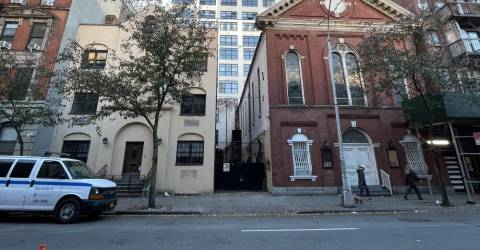 纽约市首座黑人天主教堂曾位于切尔西区，旁边将新建公寓楼