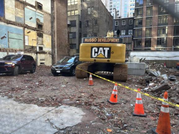 Worker has not resumed at the construction site on East 35th St. between Fifth and Madison Avenues following the death of worker Jose Ramirez Munoz on Dec. 13. He was in a cherry picker with another man when he was hoisted into a steel beam. He was pronounced dead at the scene.