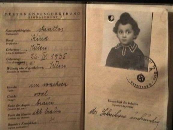 Gita Weinrauch's passport, which would allow her passage out of Austria and to the United States in the mid-1930s.