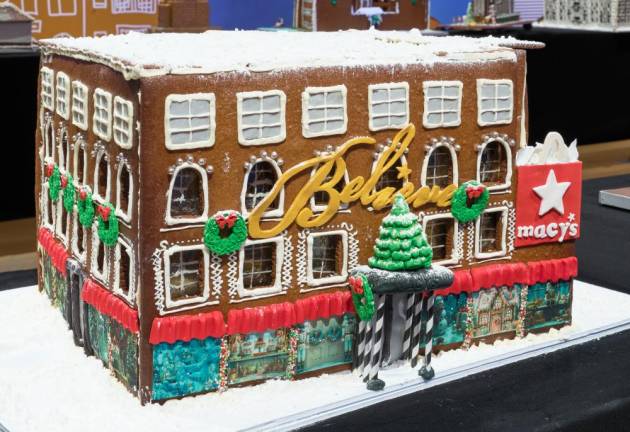 Believe: Macy’s Herald Square by Evill Baker, a.k.a. Caroline Lim, a home baker in the East Village. Caroline has been creating cookies and cakes for over 10 years, working with clients to design perfect cakes for birthdays, weddings, and other celebrations.