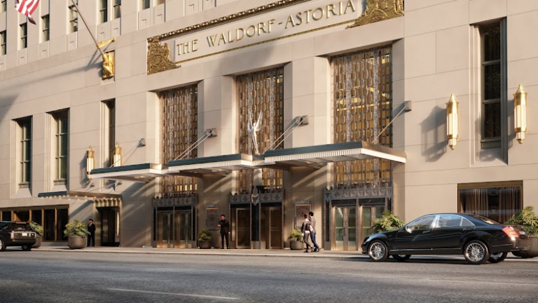 A 45 year-old construction worker fell to his death at a Waldorf Astoria construction site on Jan. 2, leading the DOB to issue a stop-work order that remains in place at the Park Ave. hotel.